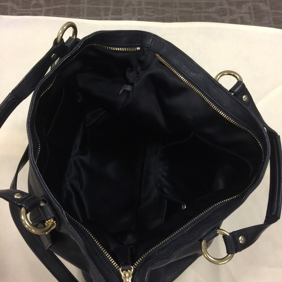 Large coach tote with brass hardware - Picture 5 of 8